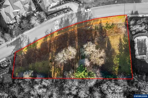 608 Sahalee Ct SE, Salem, OR 97306