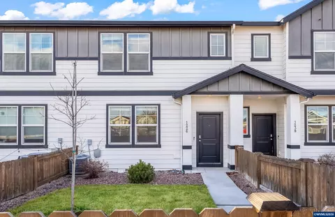 1226 NW Upas Pl, Redmond, OR 97756