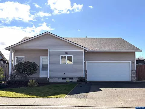 686 Columbia Dr, Molalla, OR 97038 photo 1