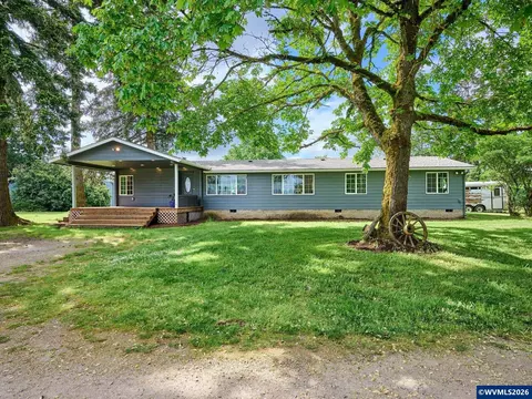 12175 W Stayton Rd, Aumsville, OR 97325