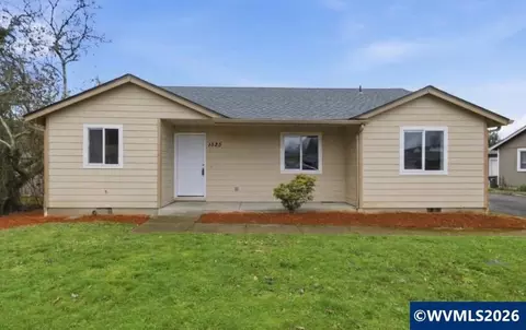 1525 Park Ave NE, Salem, OR 97301