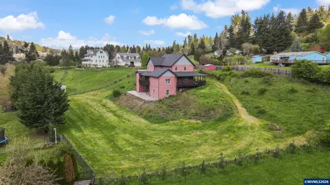 4152 Delightful Ln NE, Silverton, OR 97381