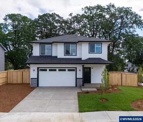 216 NW Newcastle St, Dallas, OR 97338