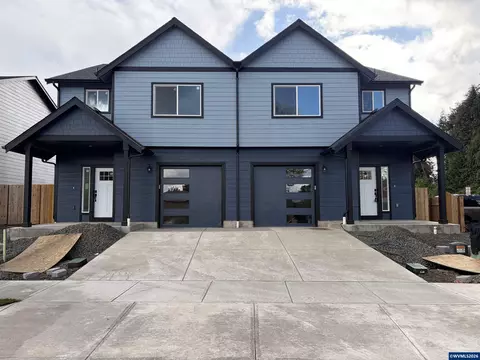 1542 Barn St, Woodburn, OR 97071