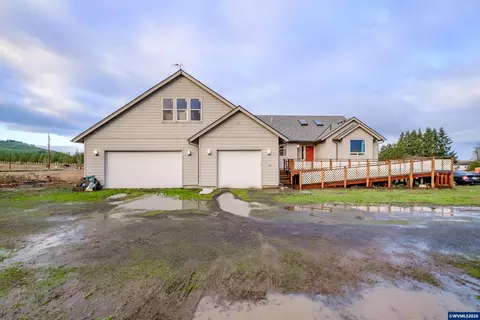 36807 Rock Hill Dr, Lebanon, OR 97355