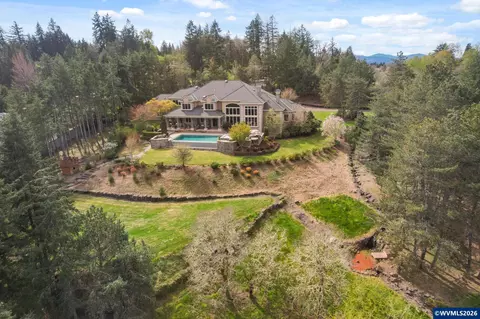 1450 N Albany Rd NW, Albany, OR 97321