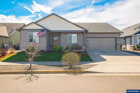 370 W Joy St, Lebanon, OR 97355