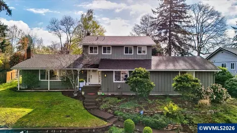 544 Clarmount St NW, Salem, OR 97304