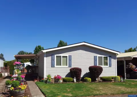 300 SE Lacreole Dr #242, Dallas, OR 97338