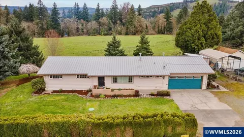 1611 Main St, Lyons, OR 97358