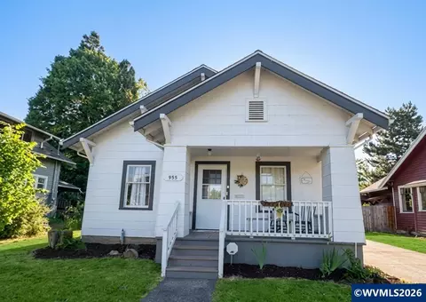 355 24th St SE, Salem, OR 97301
