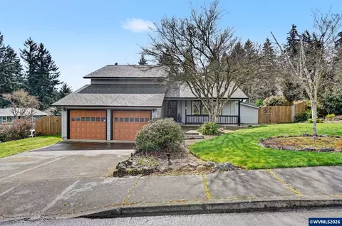 1028 Oakhill Ave SE, Salem, OR 97302