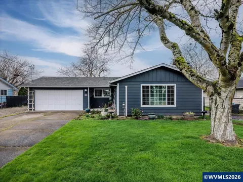 889 45th Ave NE, Salem, OR 97301