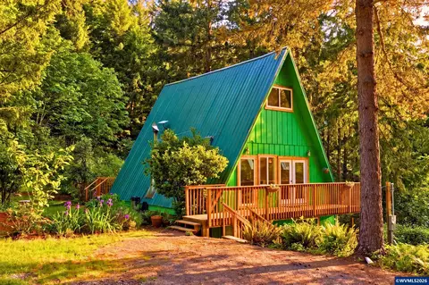 21225 SW Eagle Point Way, Mcminnville, OR 97128