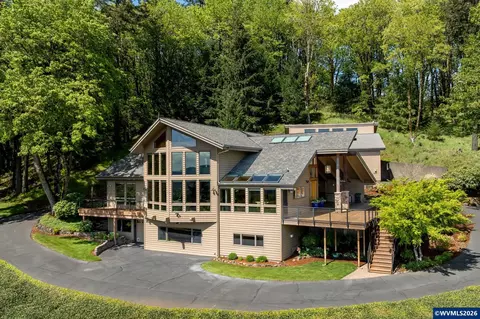 4255 Eola Dr NW, Salem, OR 97304