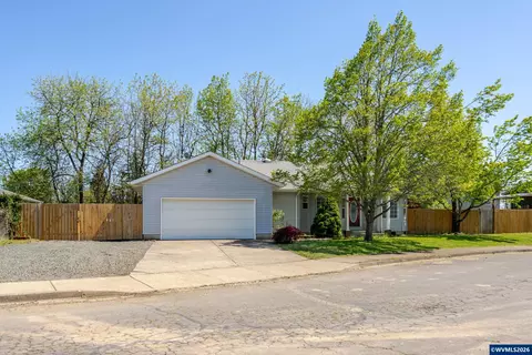 3325 Quail Pl, Lebanon, OR 97355
