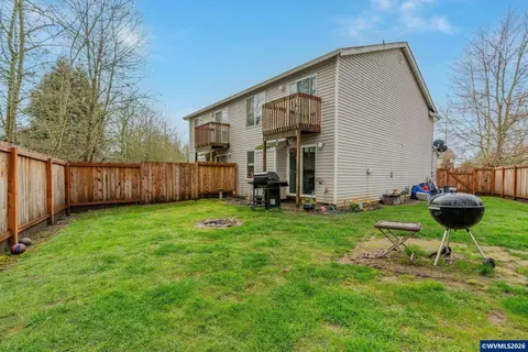 Exterior - 1416 Falcon Lp Lp, Independence, OR 97351 photo 8 of 11