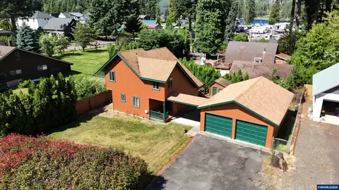 125 N Patton Rd, Detroit, OR 97342