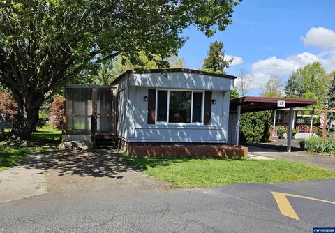 1905 Waverly Dr SE # 17, Albany, OR 97322