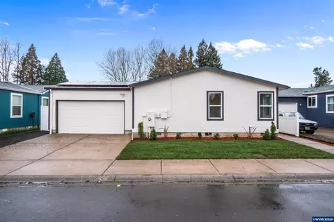 20983 Brentwood Ct NE, Donald, OR 97020