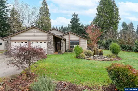 6782 Rainbow Dr SE, Salem, OR 97306