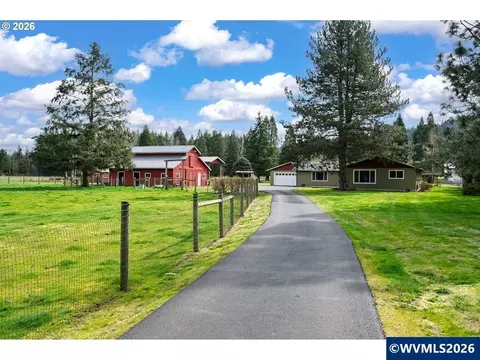 16454 S Highway 211 Hwy, Molalla, OR 97038