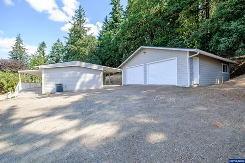 38611 Century Dr NE, Albany, OR 97322