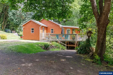 8313 E Alsea Hwy, Tidewater, OR 97390