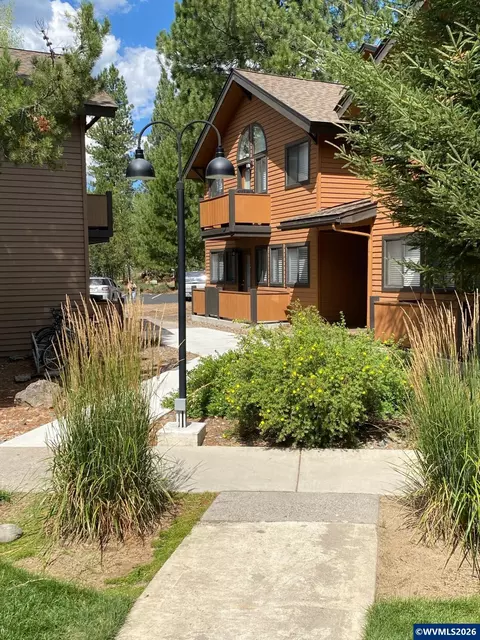 56856 Enterprise Apt C5 Dr, Sunriver, OR 97707