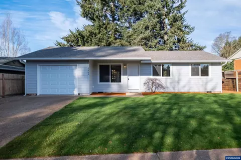 5663 Sugar Plum Ave SE, Salem, OR 97306