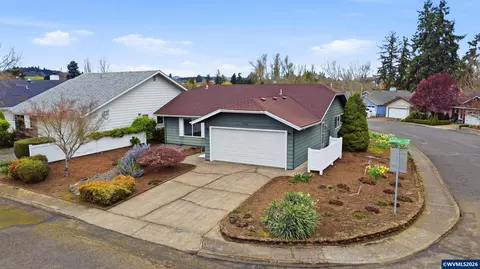 1694 Sunrise Cir NW, Salem, OR 97304