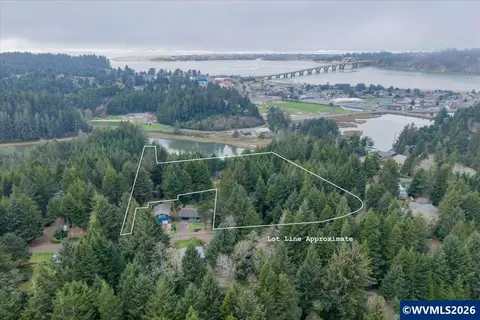 120 NE Waldport Heights Dr, Waldport, OR 97394