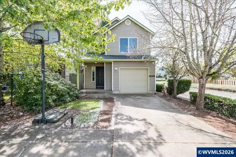1825 SW Easy St, Corvallis, OR 97333