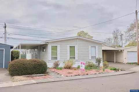5510 Windsor Island Rd N #30, Keizer, OR 97303