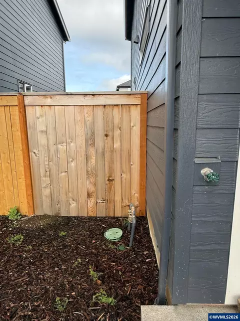 2676 U St, Springfield, OR 97477 photo 22