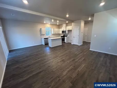 2676 U St, Springfield, OR 97477 photo 8
