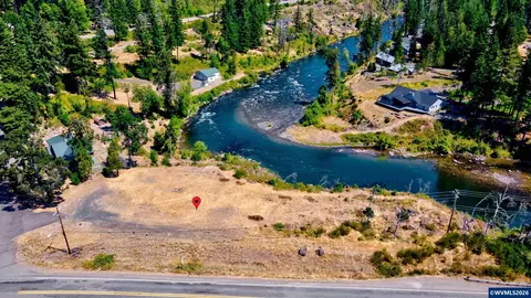 133 Riverview St, Gates, OR 97346 photo 3
