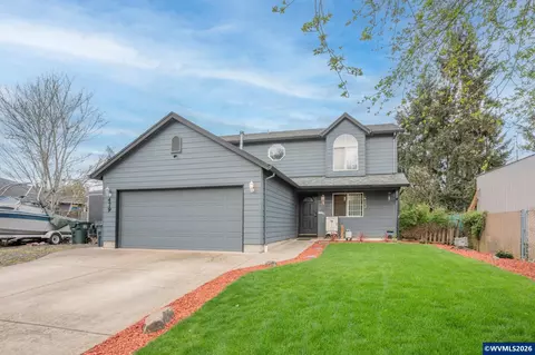 479 S 5th St, Jefferson, OR 97352