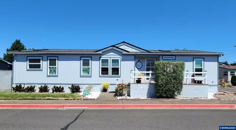 3025 Hollyridge Lp Lp NE, Salem, OR 97305