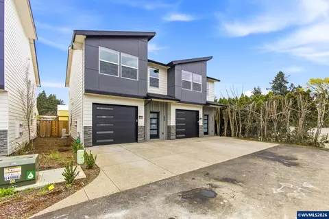 4845 4847 Elvira Pl N, Keizer, OR 97303