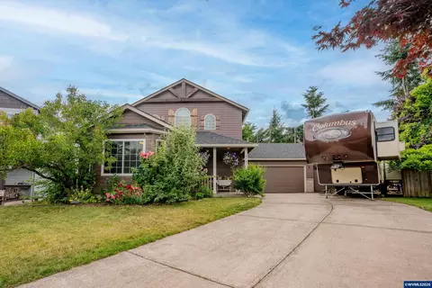 2147 Steelhead Ct, Lebanon, OR 97355