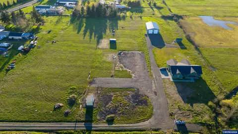 8345 Kay Ln SE, Aumsville, OR 97325