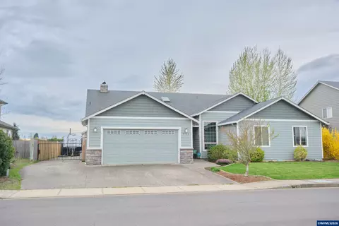 9754 Willamette St, Aumsville, OR 97325