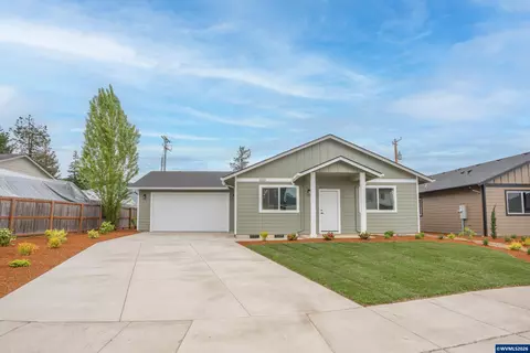 4537 Live Oak St, Sweet Home, OR 97386