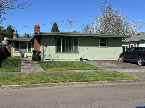1375 Franklin St NW, Salem, OR 97304