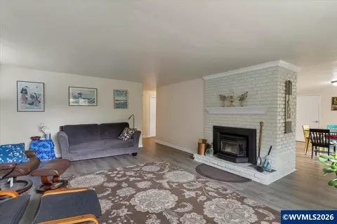 Living - 1490 Acacia Ave, Eugene, OR 97408 photo 2 of 5