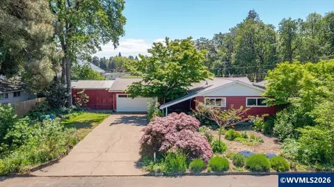 1490 Acacia Ave, Eugene, OR 97408