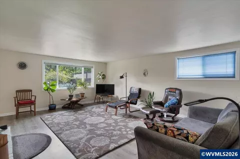 Living - 1490 Acacia Ave, Eugene, OR 97408 photo 4 of 5