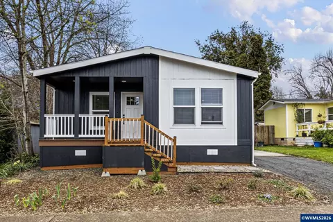 631 Ellendale Ave #206, Dallas, OR 97338