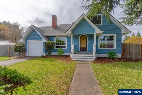 1506 Applegate St, Philomath, OR 97370